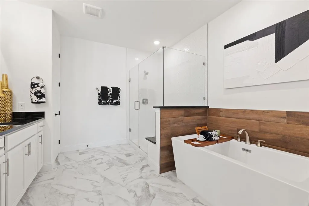 6244 Fortuna Lane