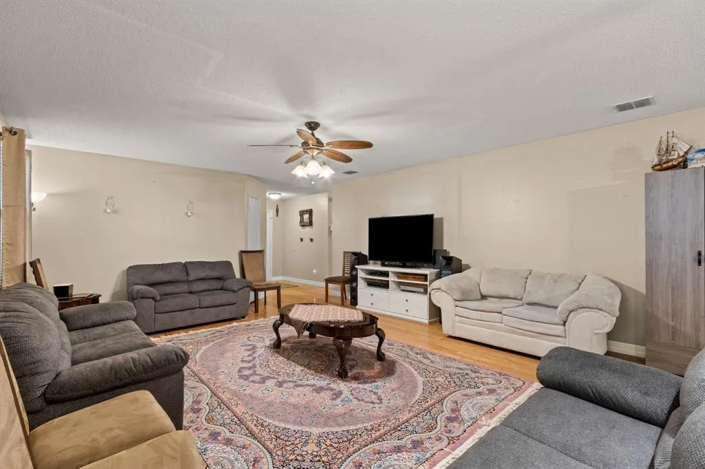 1708 Creek Bend Lane
