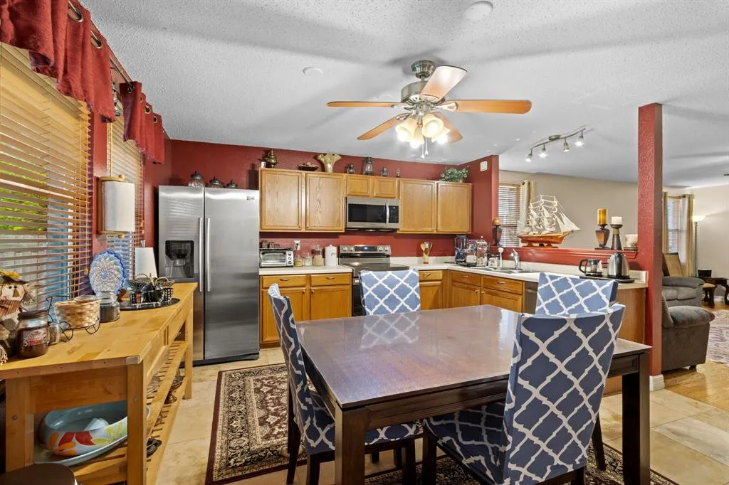 1708 Creek Bend Lane