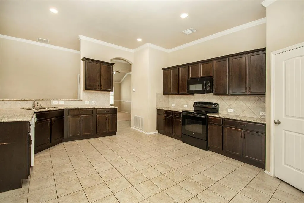 4009 Pecan Meadow Drive
