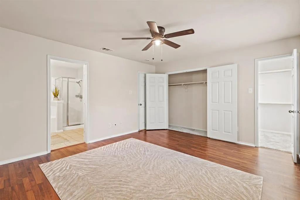 4076 Kyndra Circle