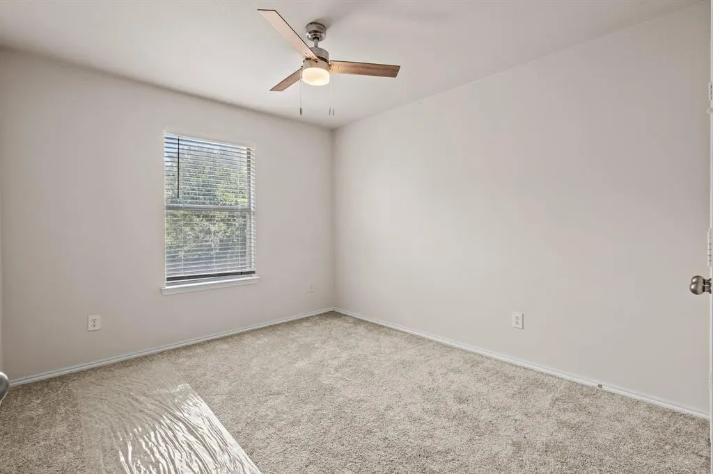 4076 Kyndra Circle