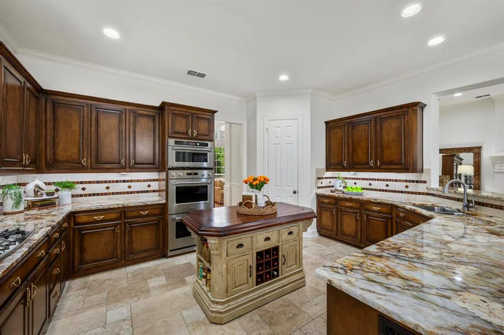 4896 Corinthian Bay Drive