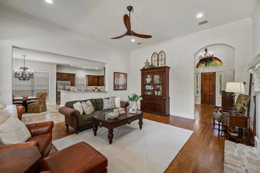 4896 Corinthian Bay Drive