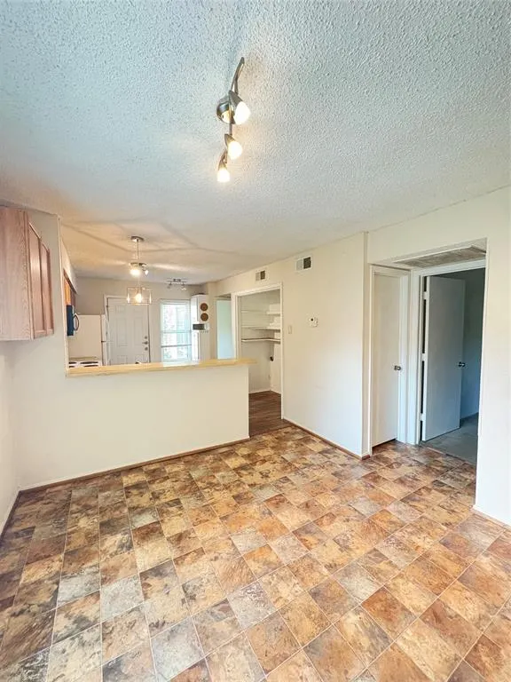 1805 W Spring Creek Parkway, #Z2