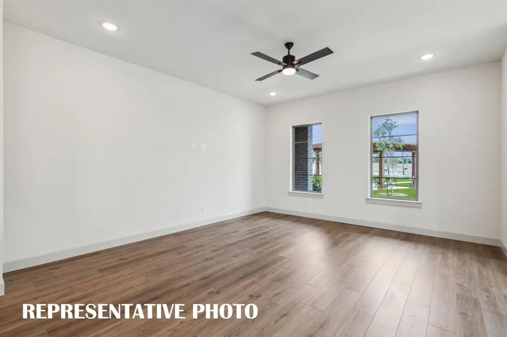 1279 Porter Street