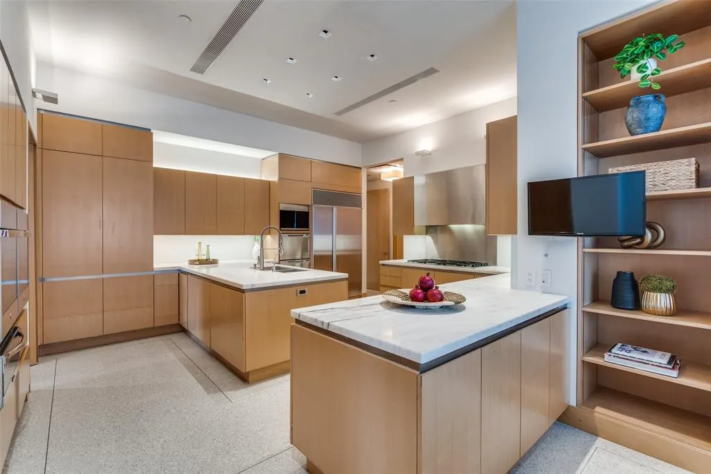 2801 Turtle Creek Boulevard, #7E