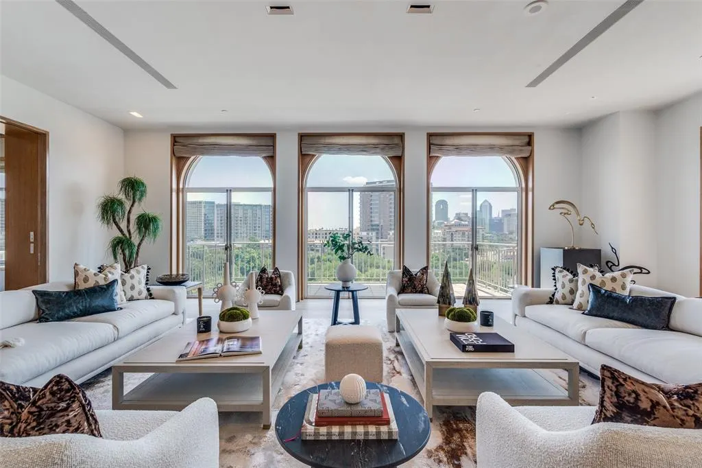 2801 Turtle Creek Boulevard, #7E
