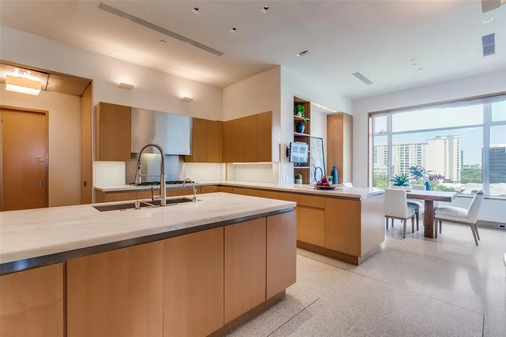 2801 Turtle Creek Boulevard, #7E