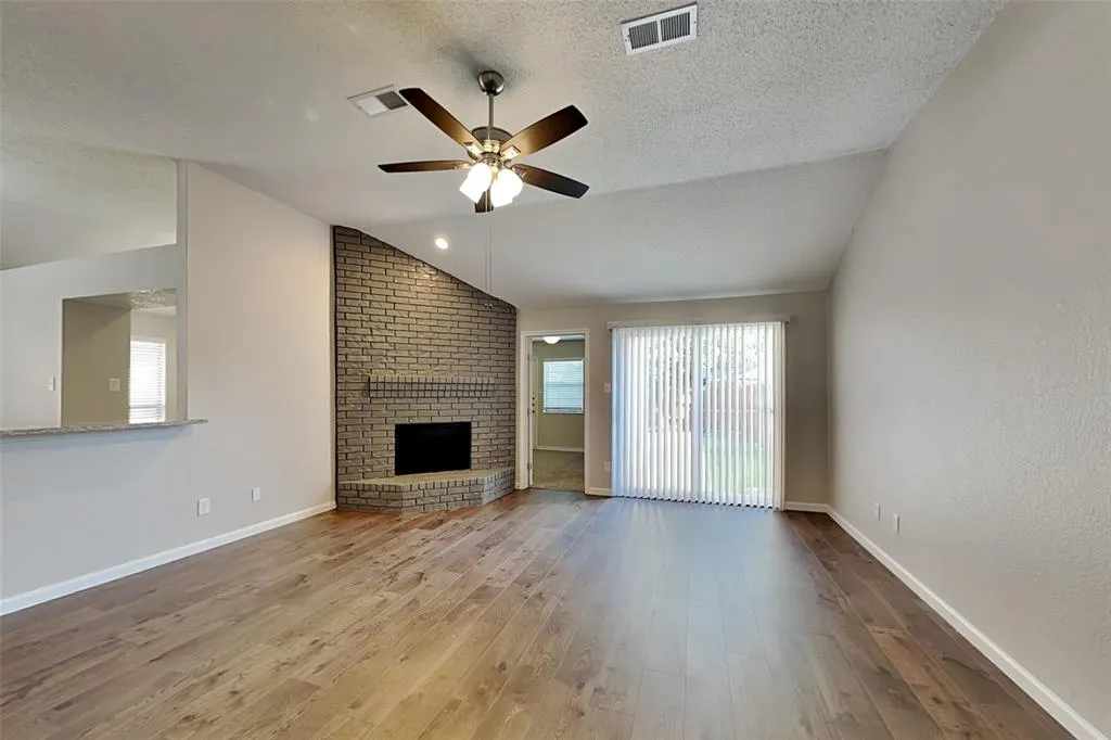 1535 Mayflower Drive