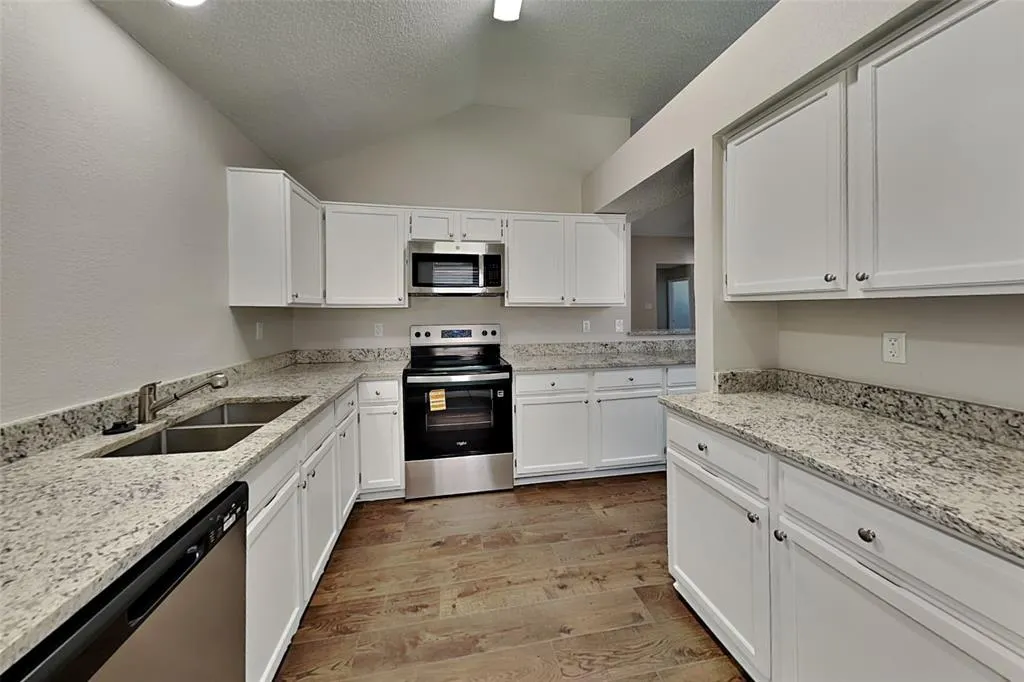 1535 Mayflower Drive