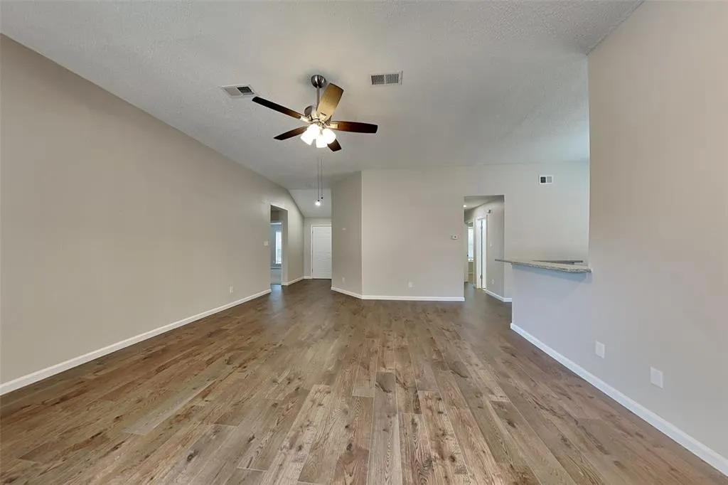 1535 Mayflower Drive