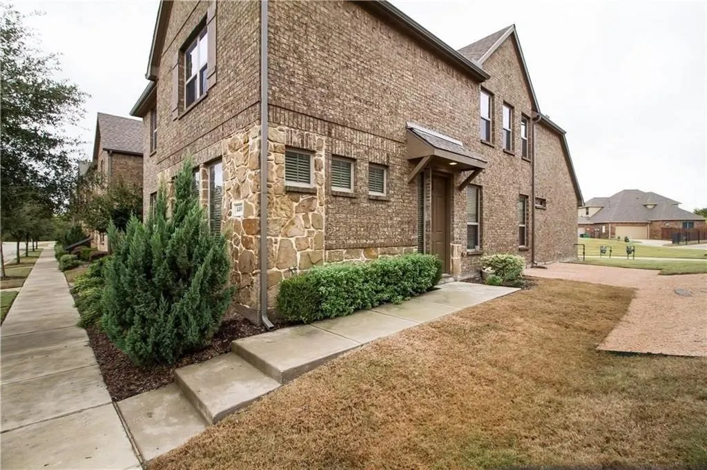 4408 Blackjack Oak Drive
