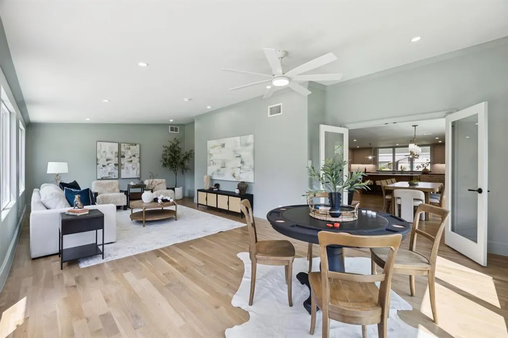 1307 Seminole Drive