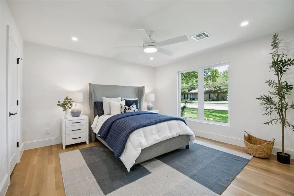1307 Seminole Drive