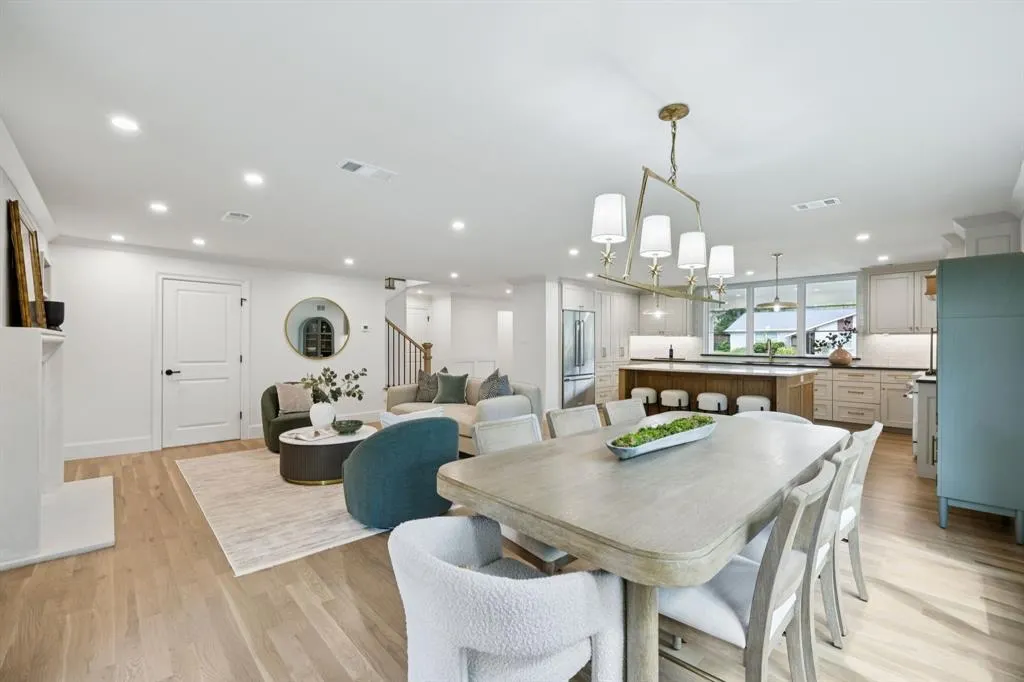 1307 Seminole Drive