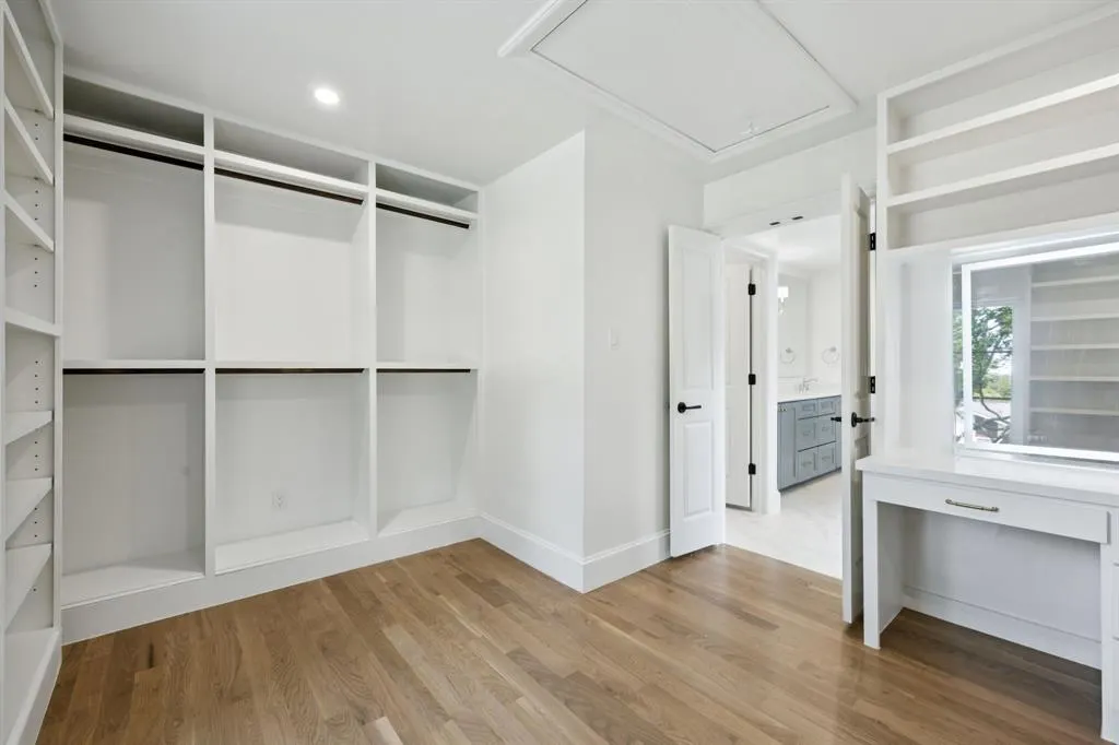 1307 Seminole Drive