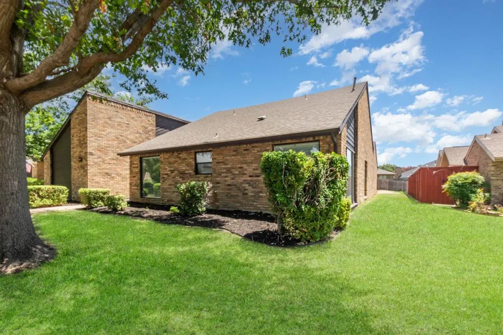 1304 Ursula Court