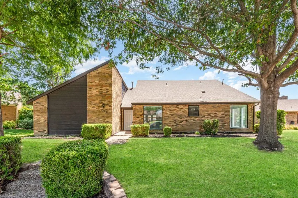 1304 Ursula Court