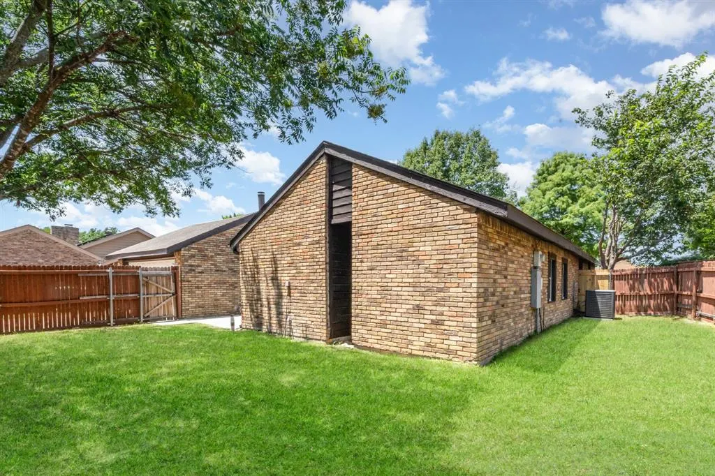 1304 Ursula Court