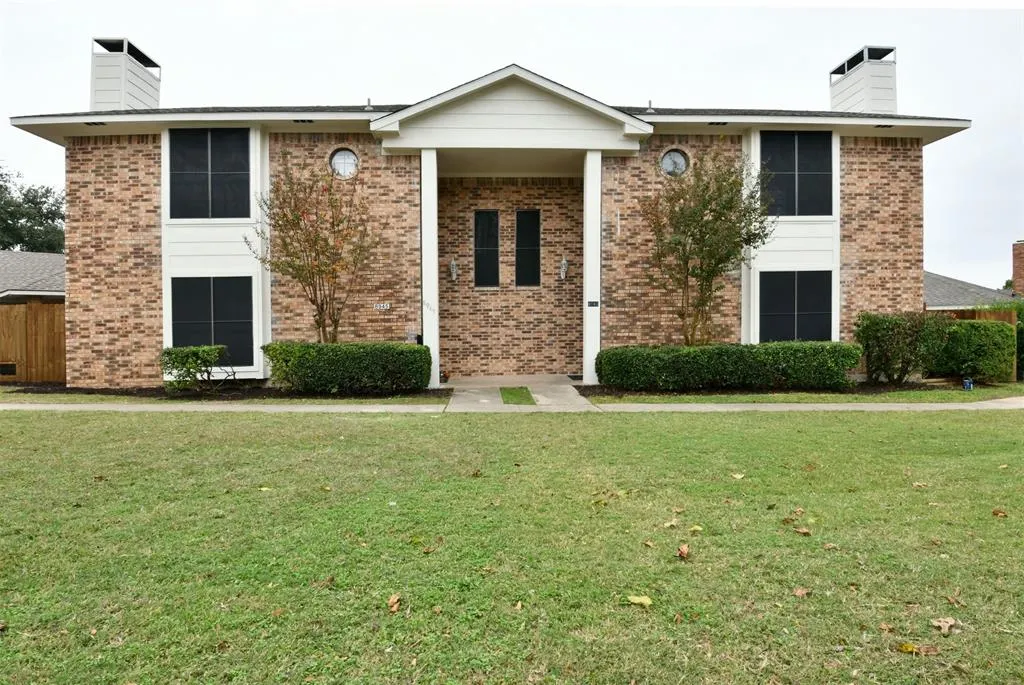 8943-8945 Camfield Way, #8943 - 8945