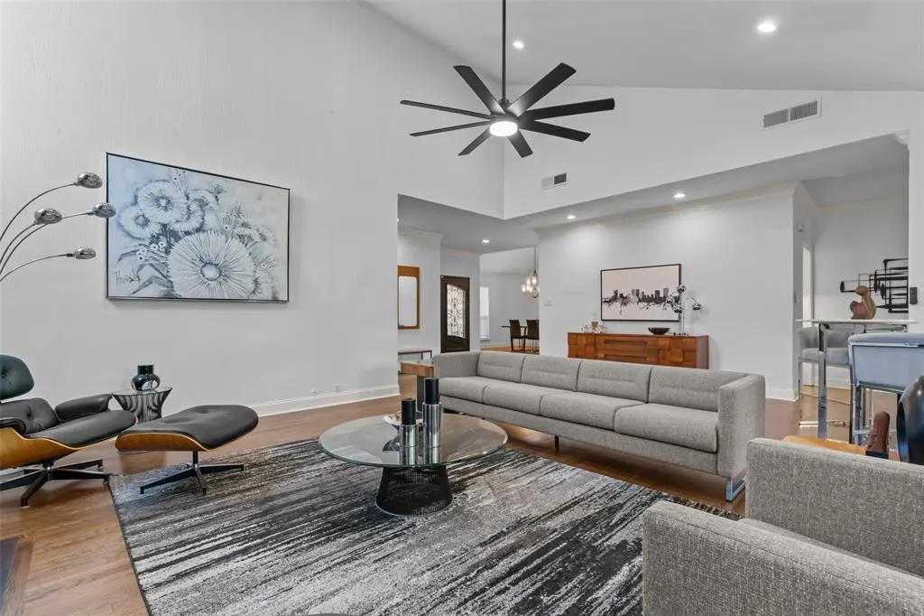 4304 Cobblers Lane