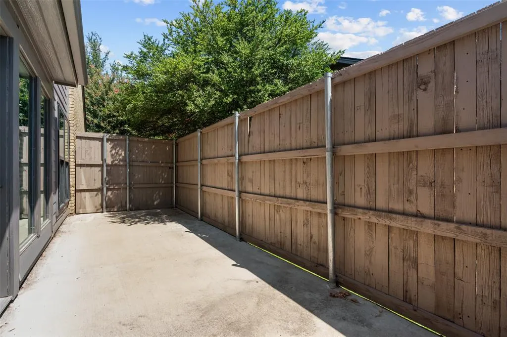 4304 Cobblers Lane