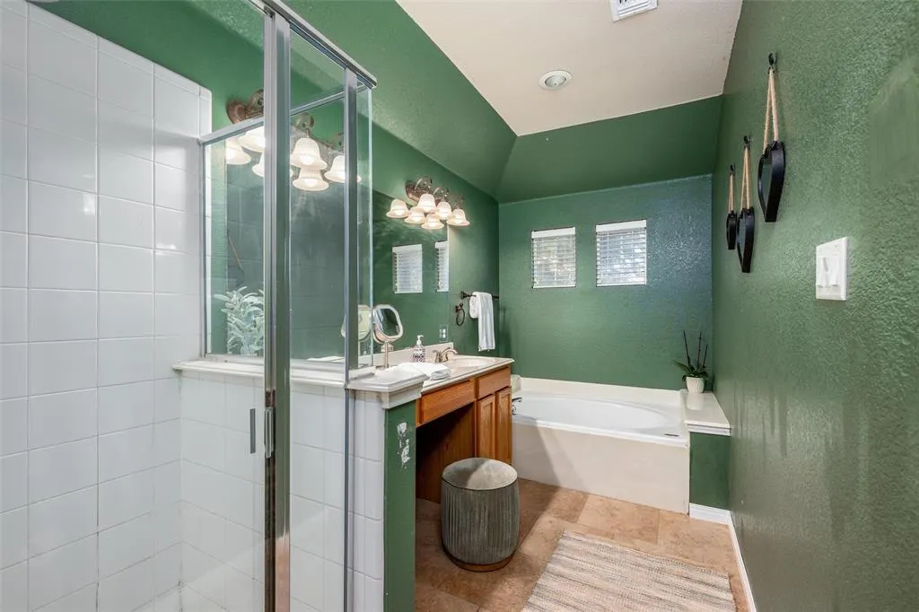 1523 Outerbridge Drive