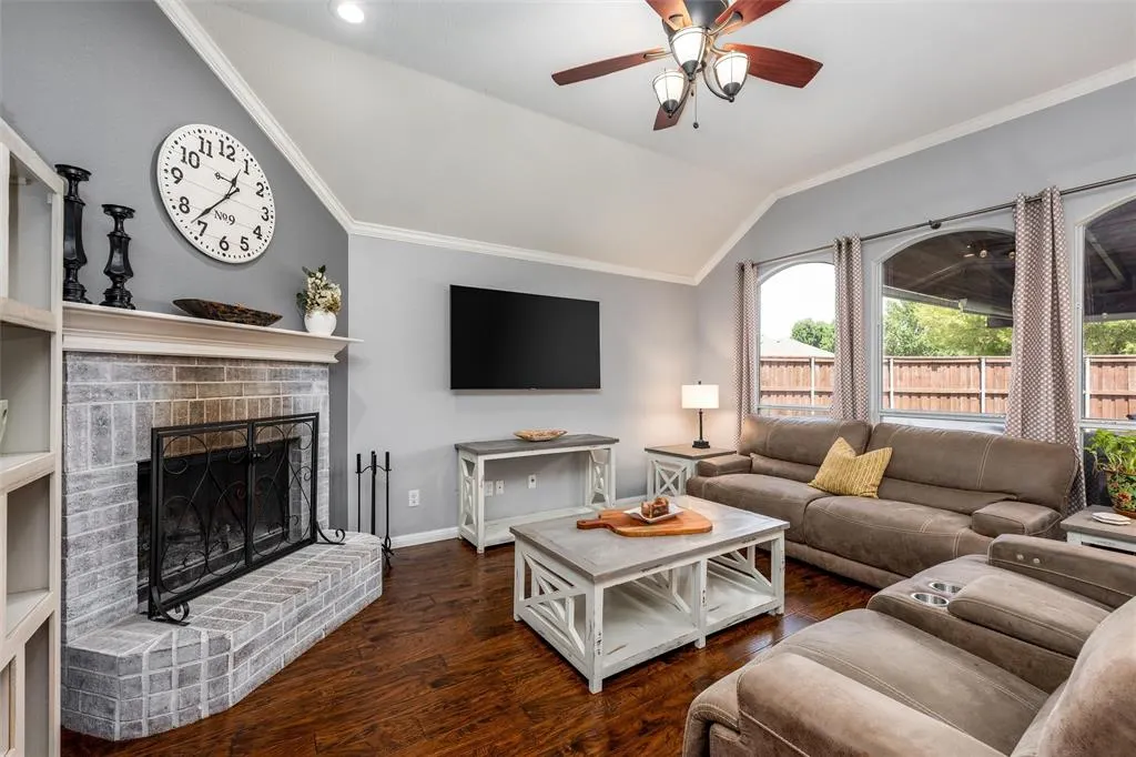 1523 Outerbridge Drive