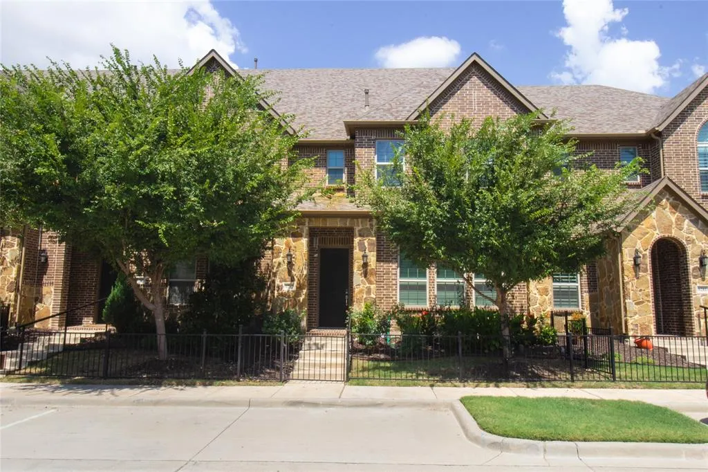 6267 Blythe Drive
