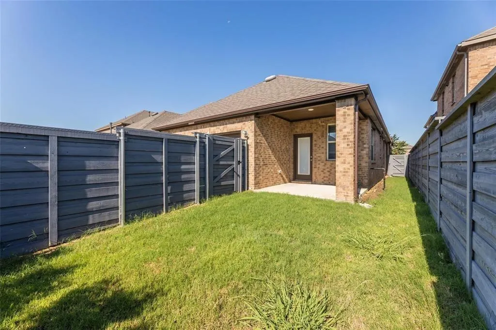 7105 Wildflower Way