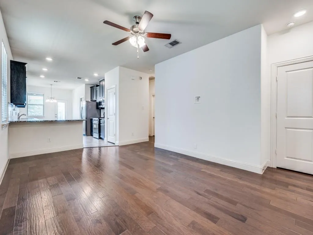 7105 Wildflower Way