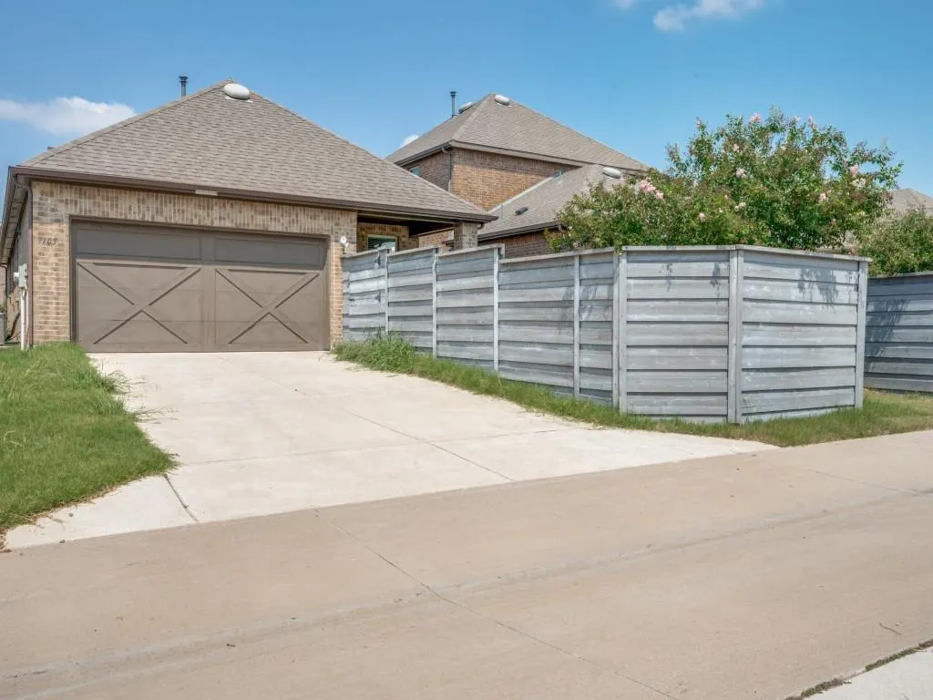 7105 Wildflower Way