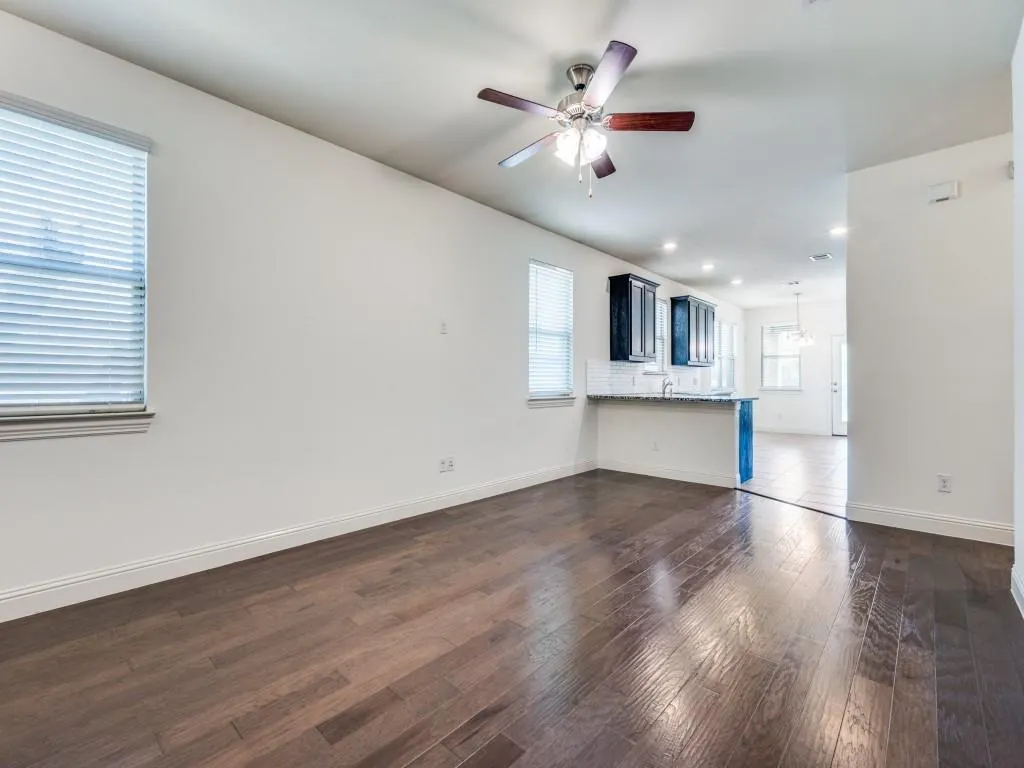 7105 Wildflower Way
