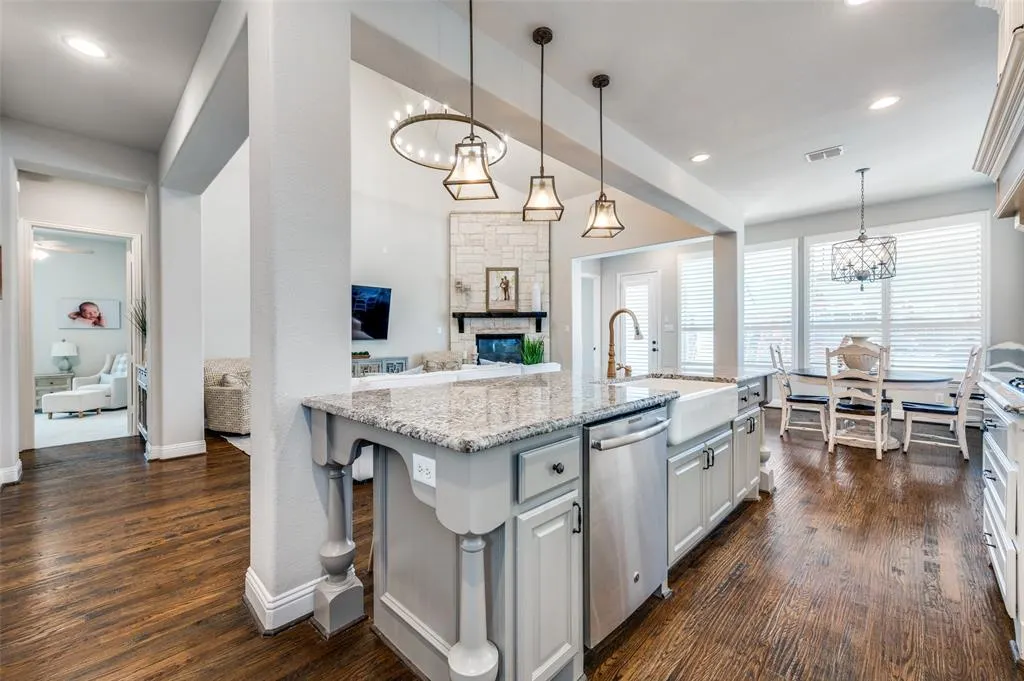 3722 Wagon Wheel Way