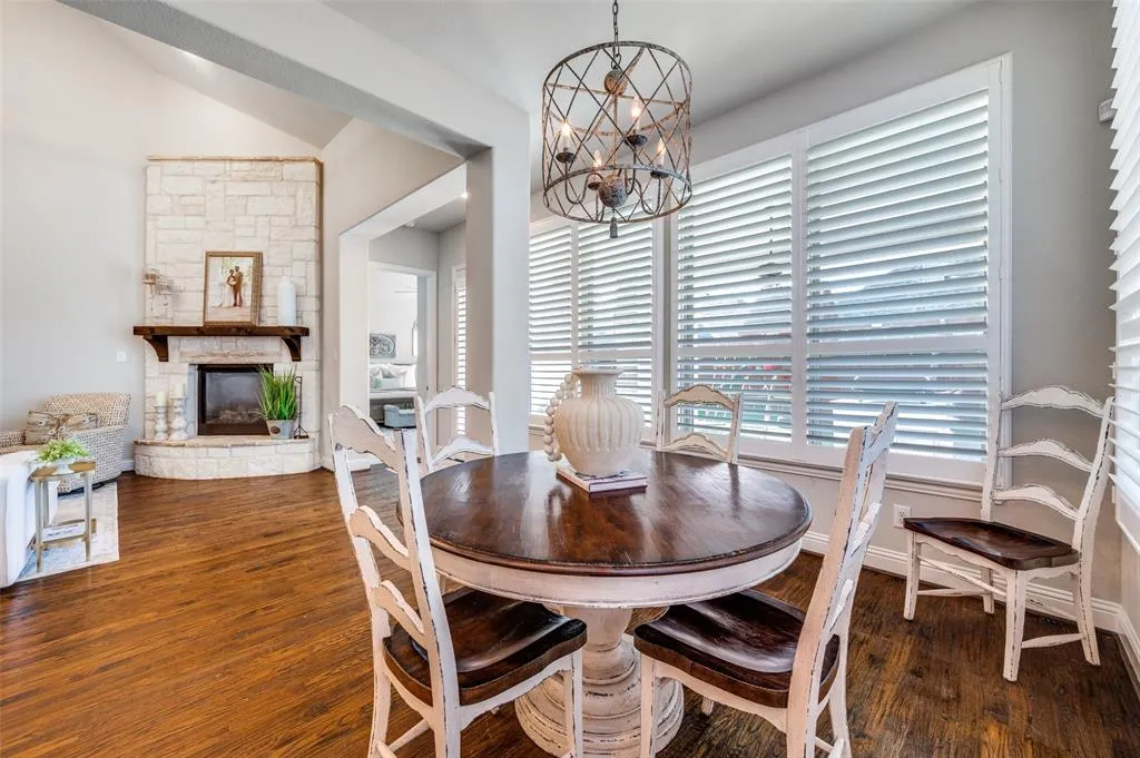 3722 Wagon Wheel Way