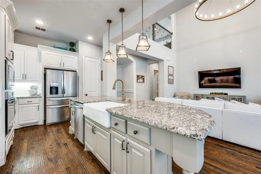 3722 Wagon Wheel Way