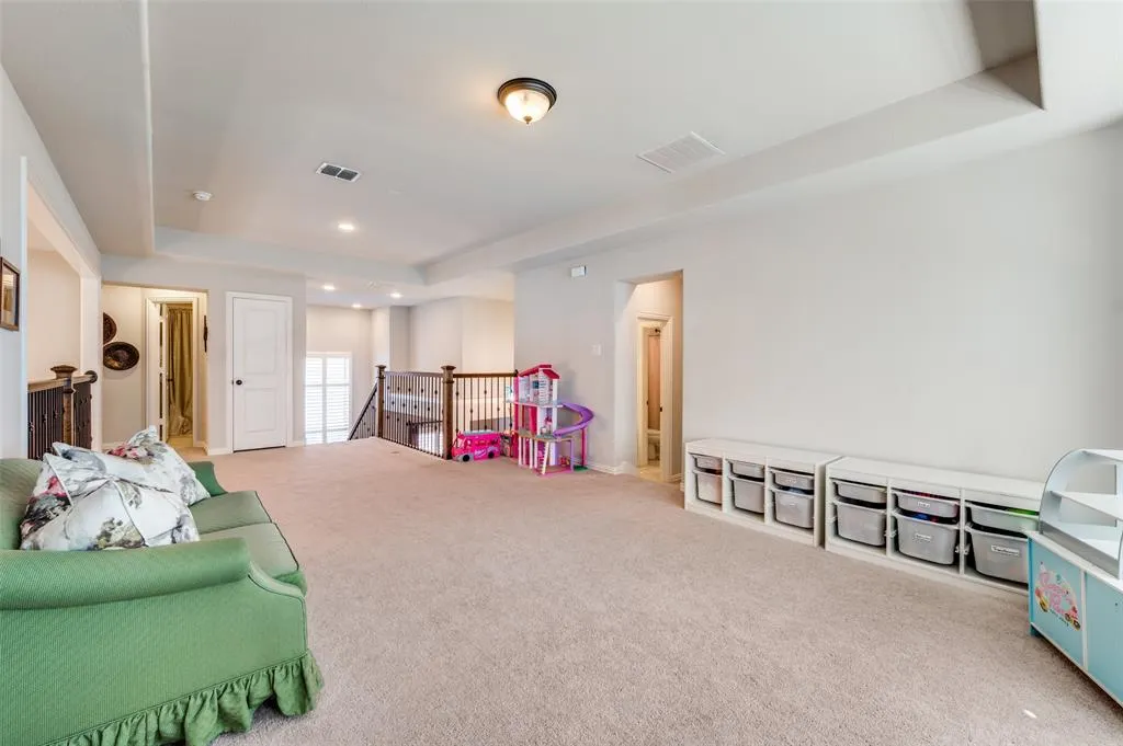 3722 Wagon Wheel Way