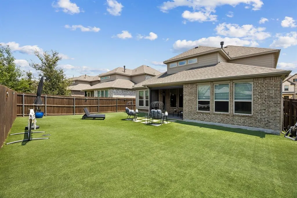 5300 Tuscarora Trail