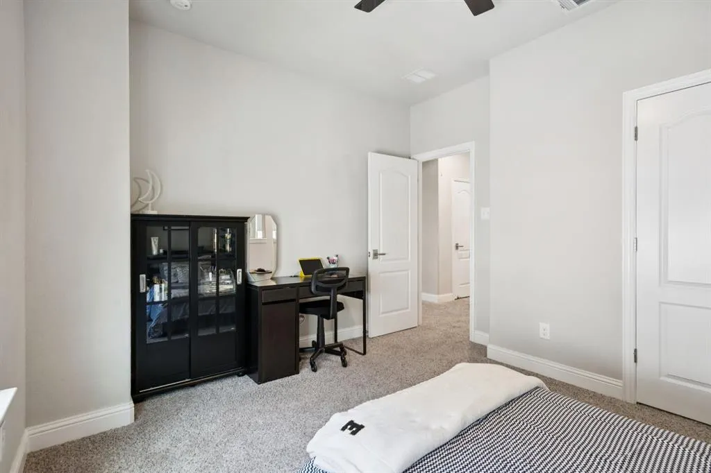 5300 Tuscarora Trail