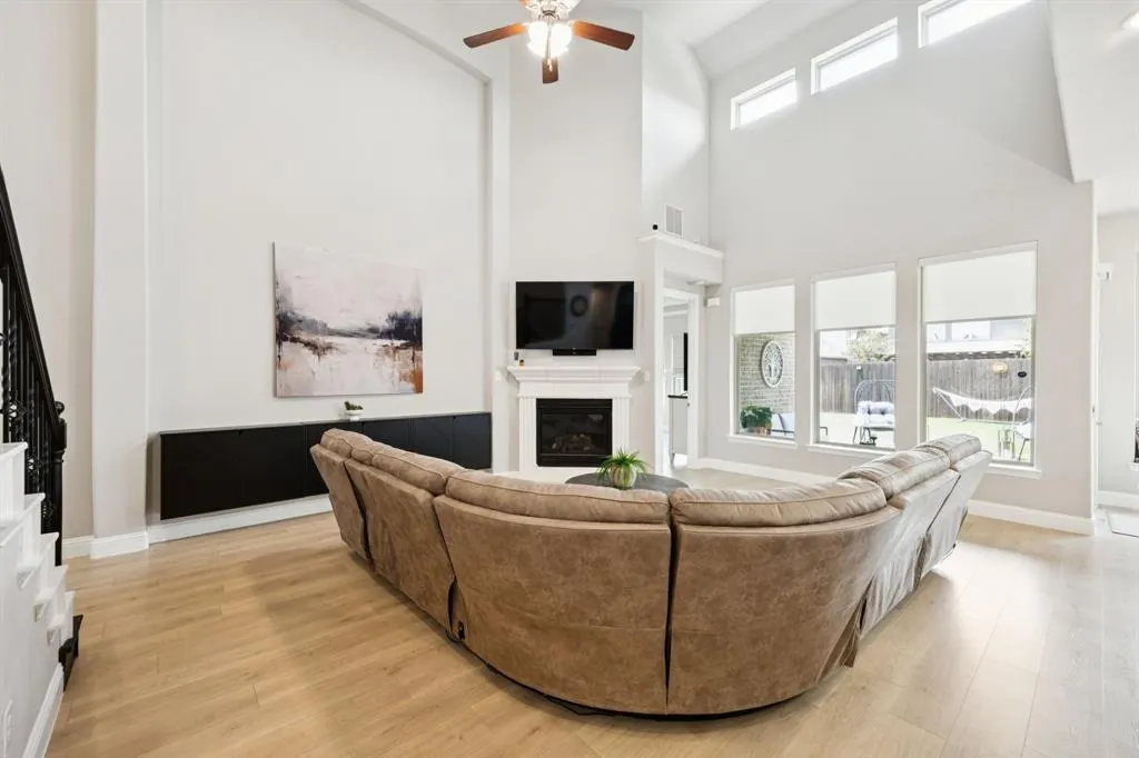 5300 Tuscarora Trail