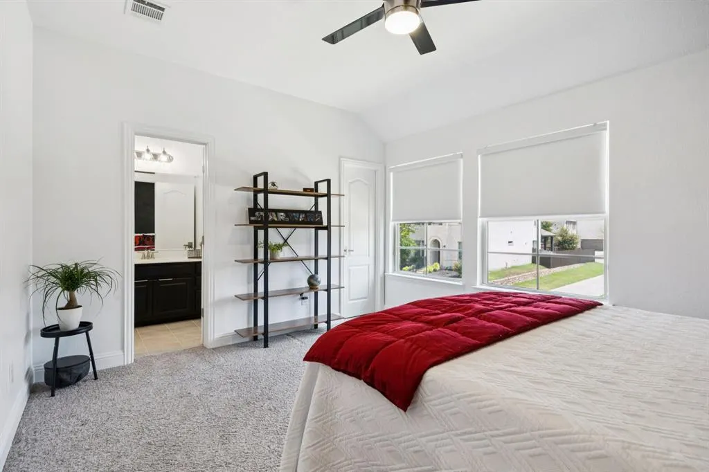 5300 Tuscarora Trail