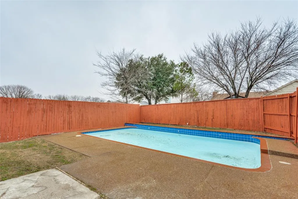 3924 Coronado Drive