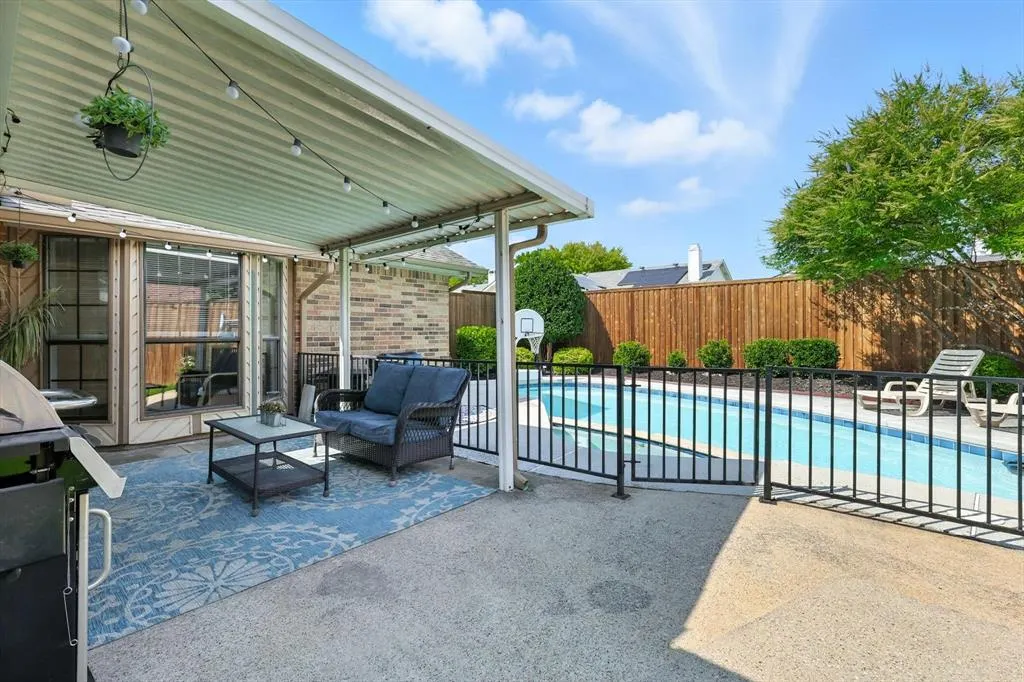 1317 Heidi Drive
