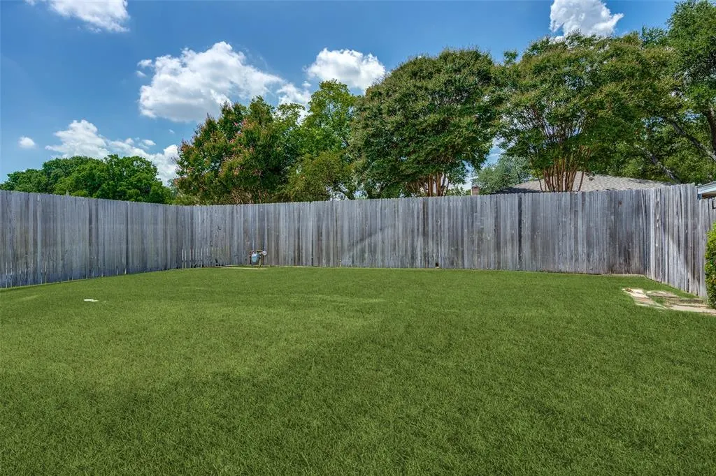709 Westbrook Drive