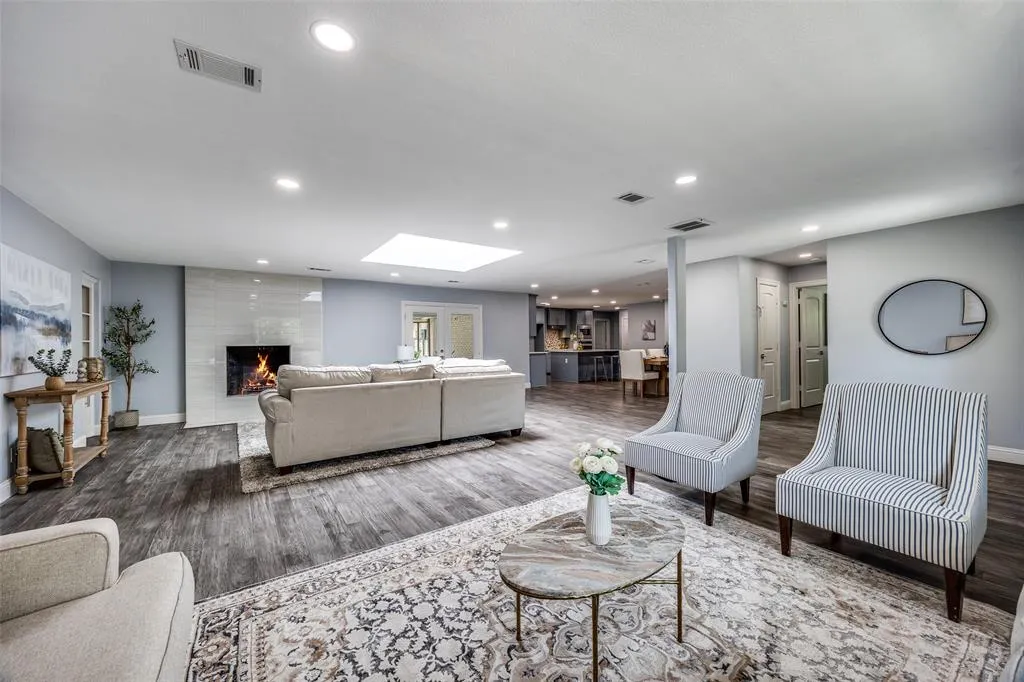 709 Westbrook Drive