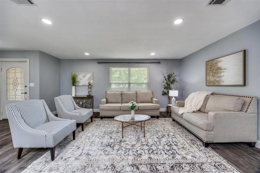 709 Westbrook Drive