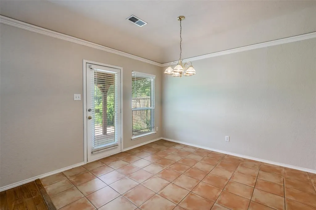 1012 Inland Lane