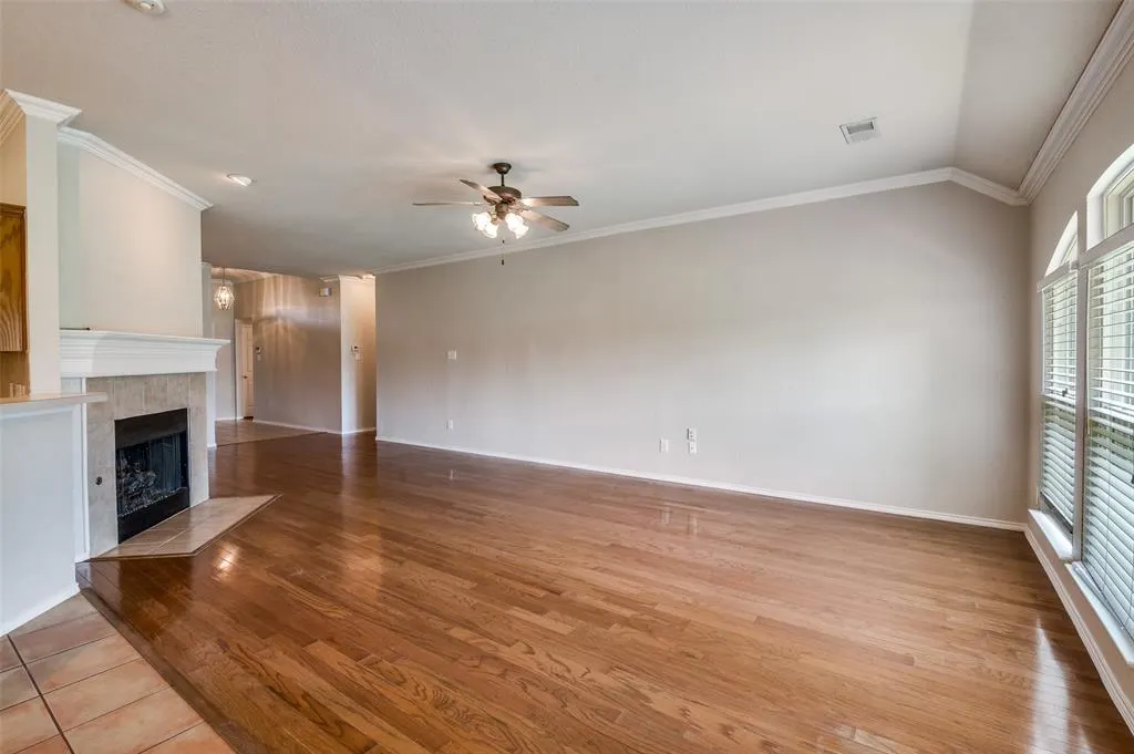 1012 Inland Lane