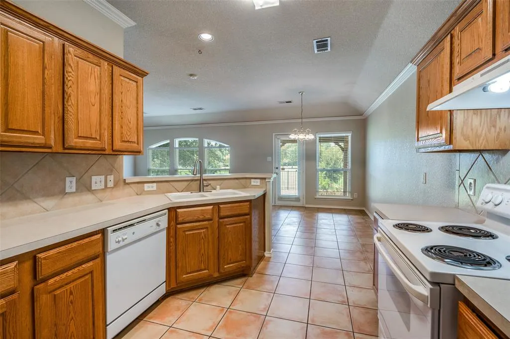 1012 Inland Lane